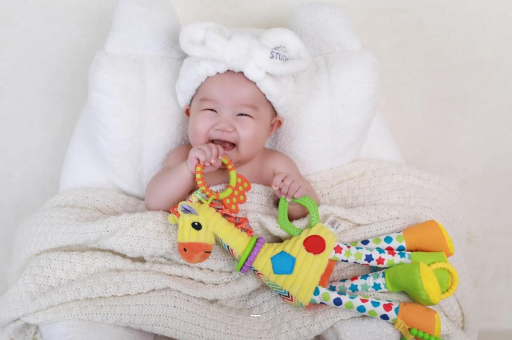 林州宝宝和宝贝哪个更爱